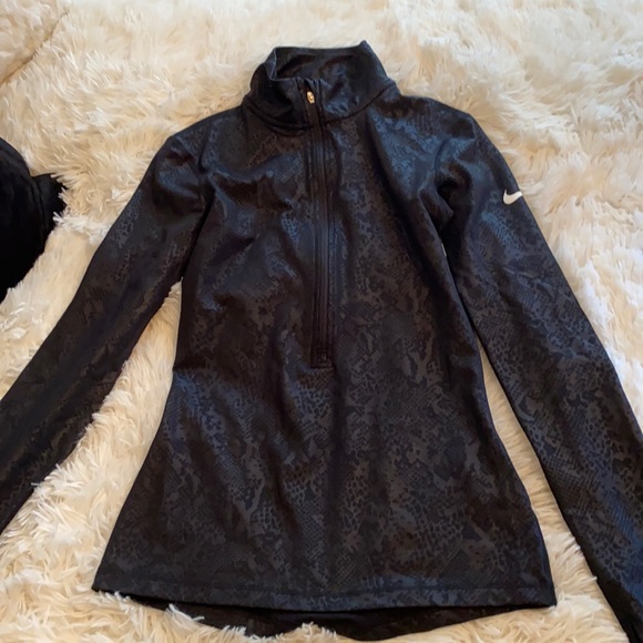 Nike Quarter zip - Picture 1 of 1